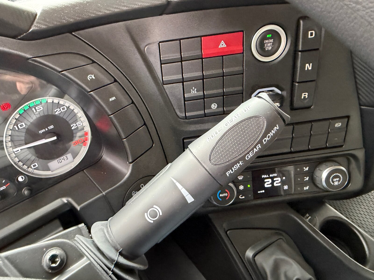 T-Way 360 6x6 T-Way 360 6x6, Nebenantrieb - Truk sasis: gambar 4 T-Way 360 6x6 T-Way 360 6x6, Nebenantrieb - Truk sasis: gambar 4