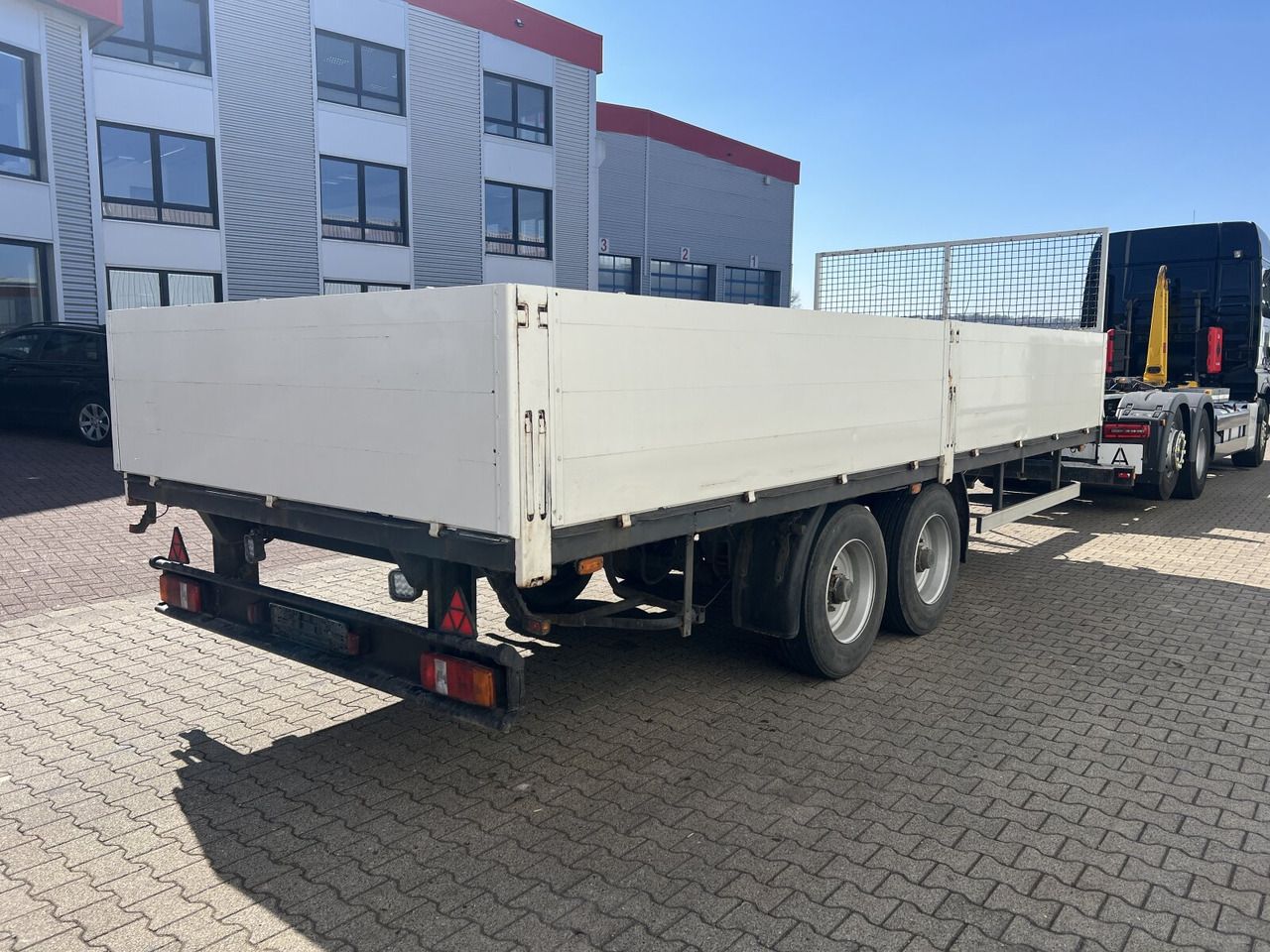 TP9500 TP9500 - Trailer flatbed: gambar 5 TP9500 TP9500 - Trailer flatbed: gambar 5