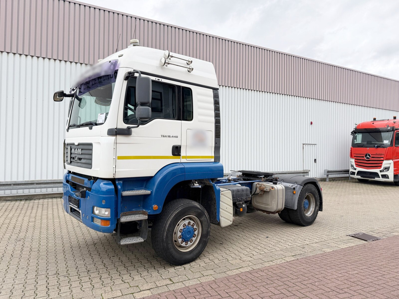 MAN TGA 18.440 4x4 BL TGA 18.440 4x4 BL, Hydraulik - Tractor head: gambar 1 MAN TGA 18.440 4x4 BL TGA 18.440 4x4 BL, Hydraulik - Tractor head: gambar 1