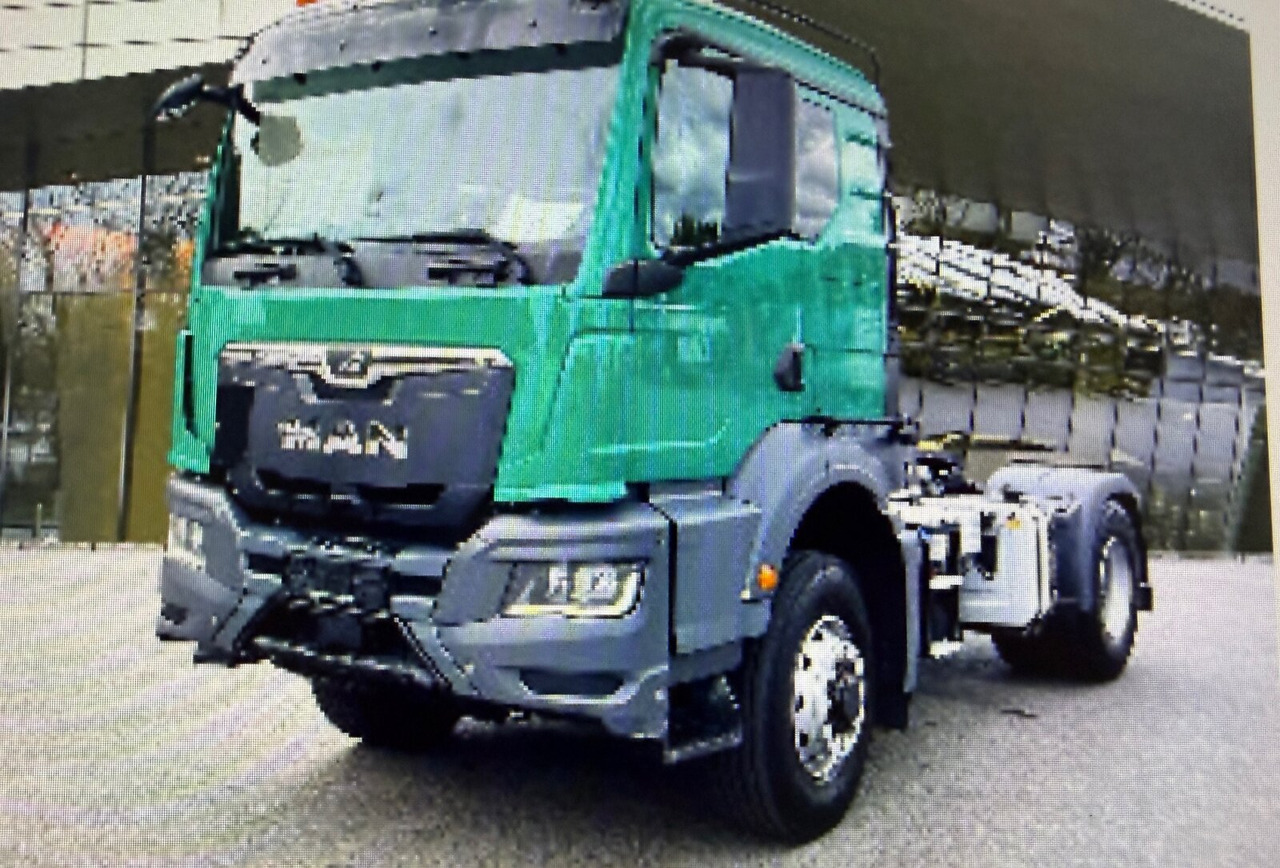 MAN TGS 18.470 4X4H BL SA TGS 18.470 4X4H BL SA, HydroDrive, Navi, LED, Kipphydraulik - Tractor head: gambar 4 MAN TGS 18.470 4X4H BL SA TGS 18.470 4X4H BL SA, HydroDrive, Navi, LED, Kipphydraulik - Tractor head: gambar 4