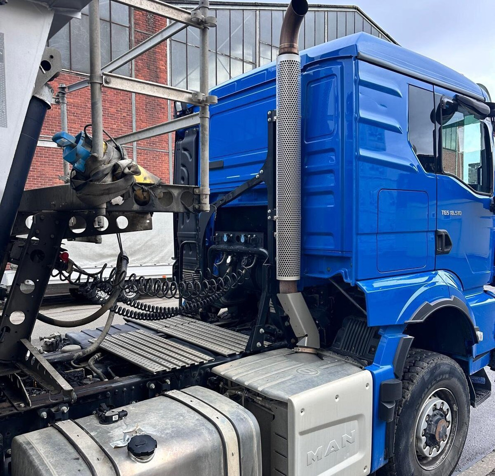 MAN TGS 18.510 4x4H BLS TGS 18.510 4x4H BLS, HydroDrive, PriTarder, Navi, Hydraulik - Tractor head: gambar 4 MAN TGS 18.510 4x4H BLS TGS 18.510 4x4H BLS, HydroDrive, PriTarder, Navi, Hydraulik - Tractor head: gambar 4