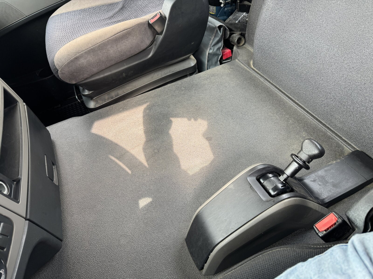 MAN TGS 26.500 6x4 BLS TGS 26.500 6x4 BLS, PriTarder, Navi, Hydraulik - Tractor head: gambar 5 MAN TGS 26.500 6x4 BLS TGS 26.500 6x4 BLS, PriTarder, Navi, Hydraulik - Tractor head: gambar 5