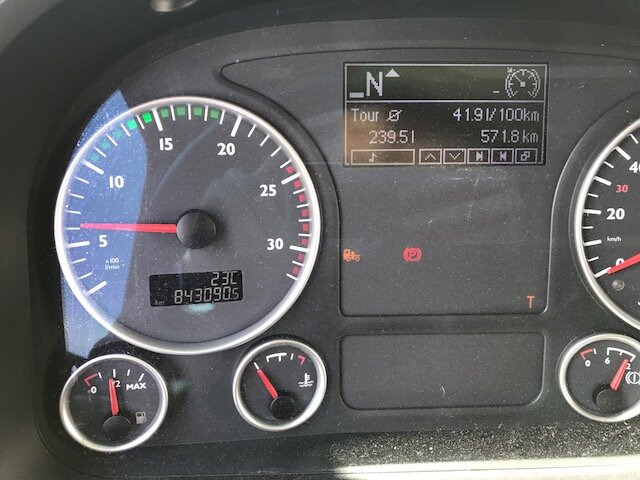 MAN TGX 18.440 4x2 LLS-U TGX 18.440 4x2 LLS-U, Hydraulik, Low Liner, XXL Kabine - Tractor head: gambar 3 MAN TGX 18.440 4x2 LLS-U TGX 18.440 4x2 LLS-U, Hydraulik, Low Liner, XXL Kabine - Tractor head: gambar 3