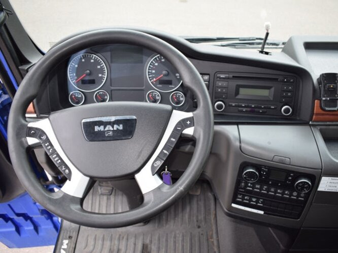 MAN TGX 18.440 4x2 LLS-U TGX 18.440 4x2 LLS-U, Hydraulik, Low Liner, XXL Kabine - Tractor head: gambar 2 MAN TGX 18.440 4x2 LLS-U TGX 18.440 4x2 LLS-U, Hydraulik, Low Liner, XXL Kabine - Tractor head: gambar 2