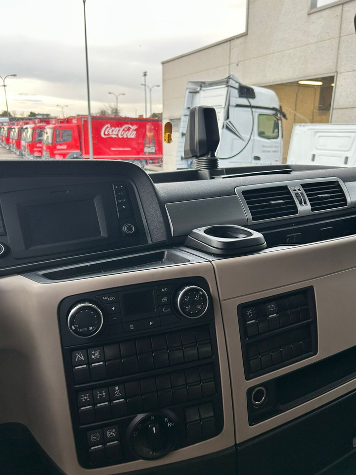 Tractor head MAN TGX 33.640 6x4 BB TGX 33.640 6x4 BB, Retarder, zZGG 180.000kg: gambar 6