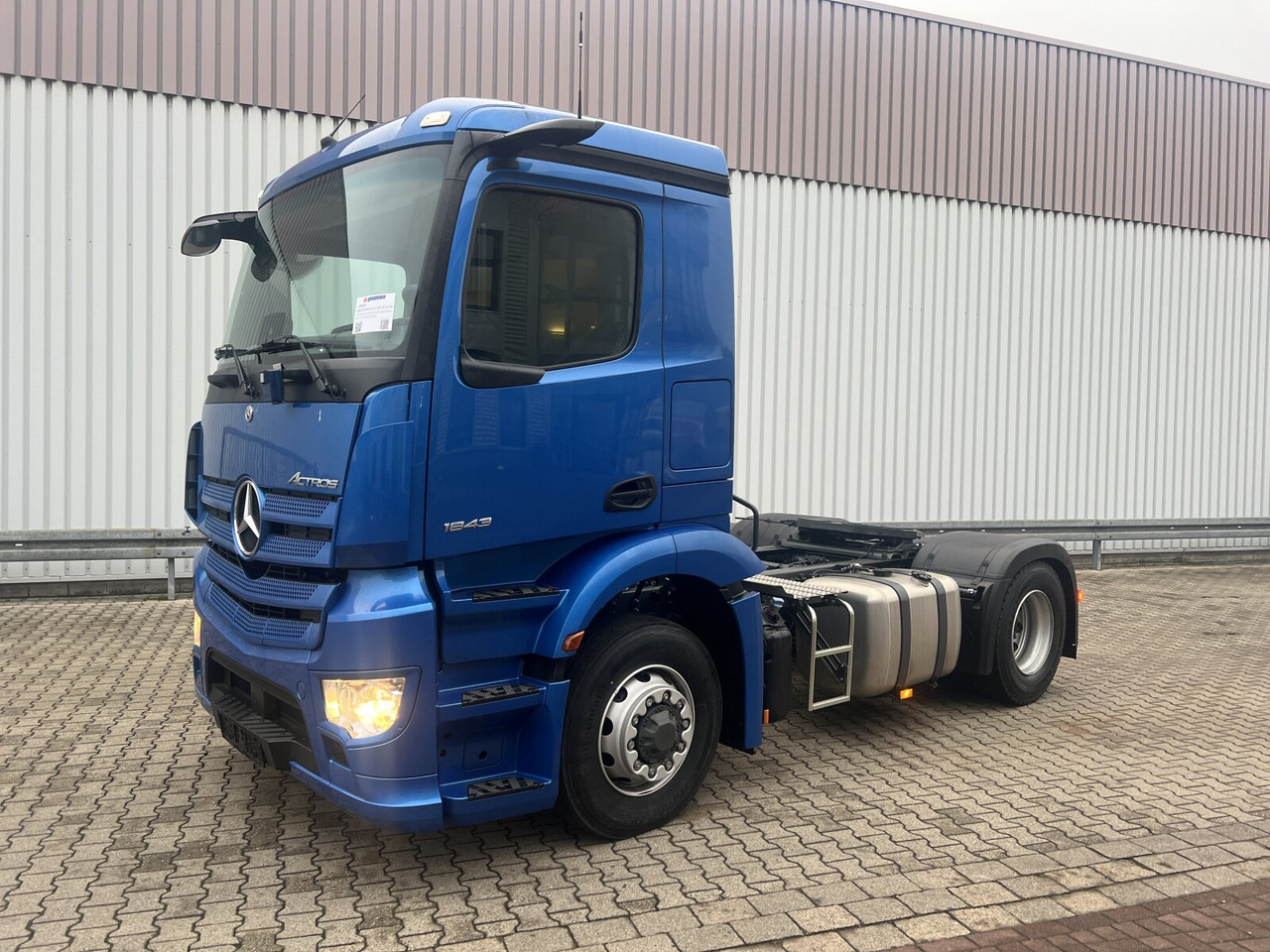 Mercedes-Benz Actros 1843 LS 4x4 HAD Actros 1843 LS 4x4 HAD, HydroDrive, MirrorCam, MultimediaCockpit - Tractor head: gambar 1 Mercedes-Benz Actros 1843 LS 4x4 HAD Actros 1843 LS 4x4 HAD, HydroDrive, MirrorCam, MultimediaCockpit - Tractor head: gambar 1