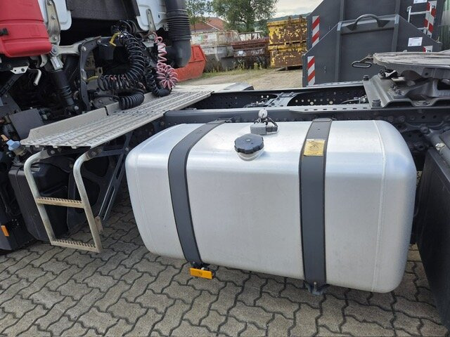 Mercedes-Benz Actros 1846 LS 4x2 Actros 1846 LS 4x2 MultimediaCockpit, StreamSpace, ADR - Tractor head: gambar 2 Mercedes-Benz Actros 1846 LS 4x2 Actros 1846 LS 4x2 MultimediaCockpit, StreamSpace, ADR - Tractor head: gambar 2