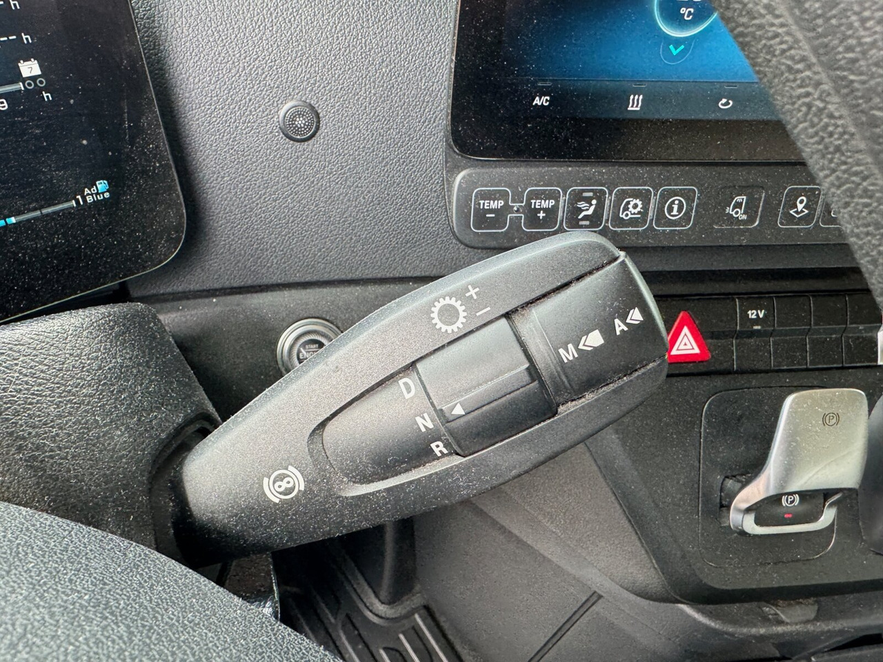 Tractor head Mercedes-Benz Actros 1848 LS 4x2 Actros 1848 LS 4x2, Vollumer ,Retarder: gambar 13 Tractor head Mercedes-Benz Actros 1848 LS 4x2 Actros 1848 LS 4x2, Vollumer ,Retarder: gambar 13