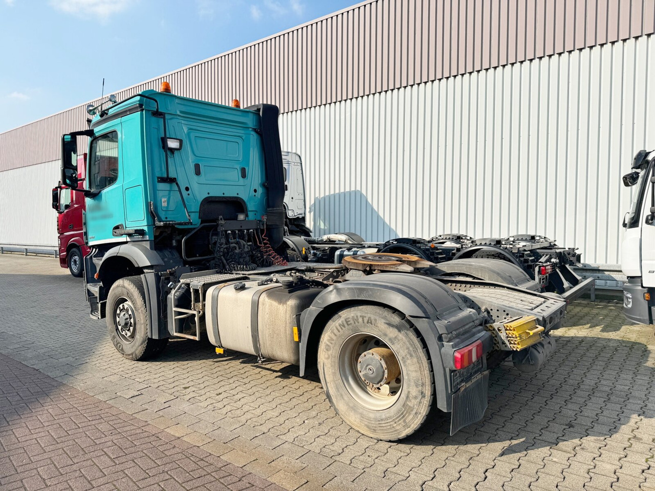 Mercedes-Benz Arocs 1842 LS 4x4 HAD Arocs 1842 LS 4x4 HAD, HydroDrive, Kipphydraulik - Tractor head: gambar 5 Mercedes-Benz Arocs 1842 LS 4x4 HAD Arocs 1842 LS 4x4 HAD, HydroDrive, Kipphydraulik - Tractor head: gambar 5