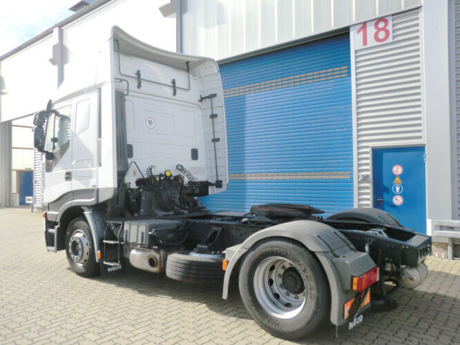 Stralis 440S45T/P 4x2 Stralis 440S45T/P 4x2 - Tractor head: gambar 4 Stralis 440S45T/P 4x2 Stralis 440S45T/P 4x2 - Tractor head: gambar 4