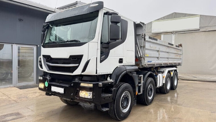 Trakker 460 8x4 - Truk jungkit: gambar 1 Trakker 460 8x4 - Truk jungkit: gambar 1