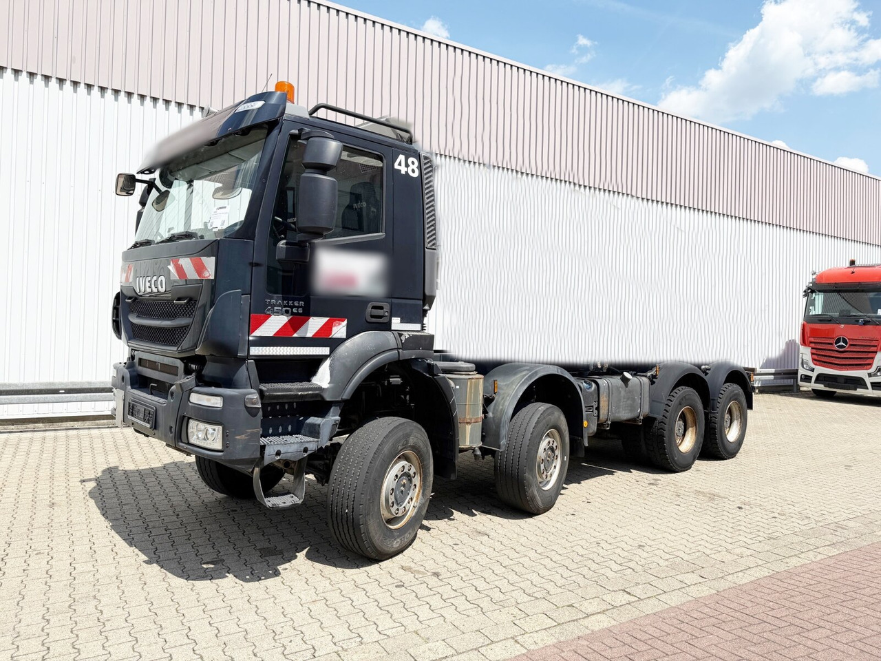 Trakker AD410T45W 8x8 Trakker AD410T45W 8x8 - Truk jungkit: gambar 1 Trakker AD410T45W 8x8 Trakker AD410T45W 8x8 - Truk jungkit: gambar 1