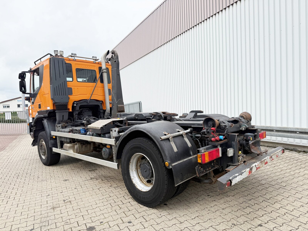 Hook lift Trakker AT190T33W/P 4x4 Trakker AT190T33W/P 4x4, Winterdienstausstattung: gambar 13