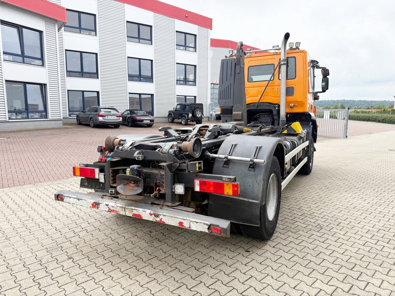 Hook lift Trakker AT190T33W/P 4x4 Trakker AT190T33W/P 4x4, Winterdienstausstattung: gambar 11