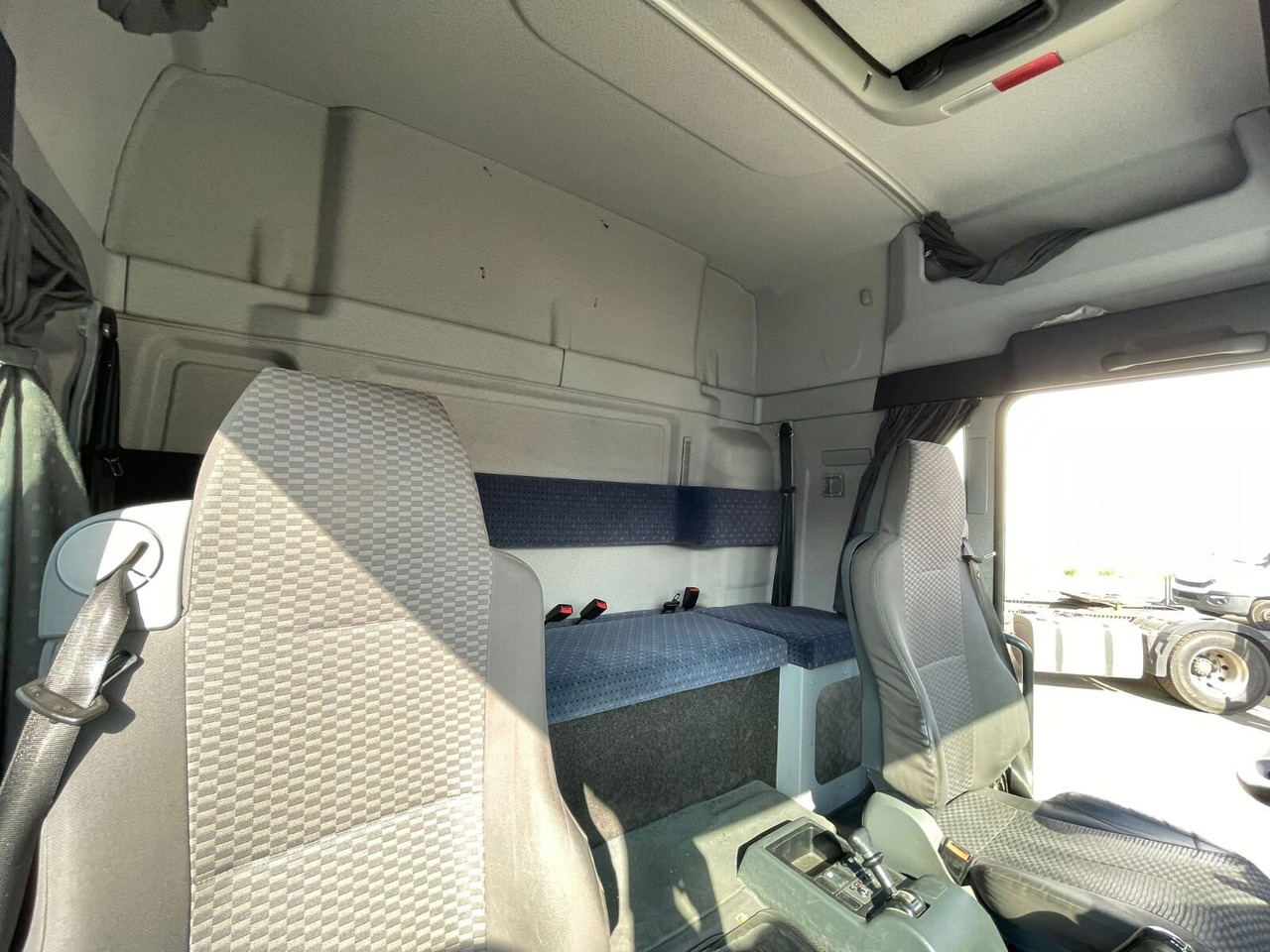 MAN TGM 18.330 4X2 LL TGM 18.330 4X2 LL, Fahrschulausstattung - Truk: gambar 4 MAN TGM 18.330 4X2 LL TGM 18.330 4X2 LL, Fahrschulausstattung - Truk: gambar 4