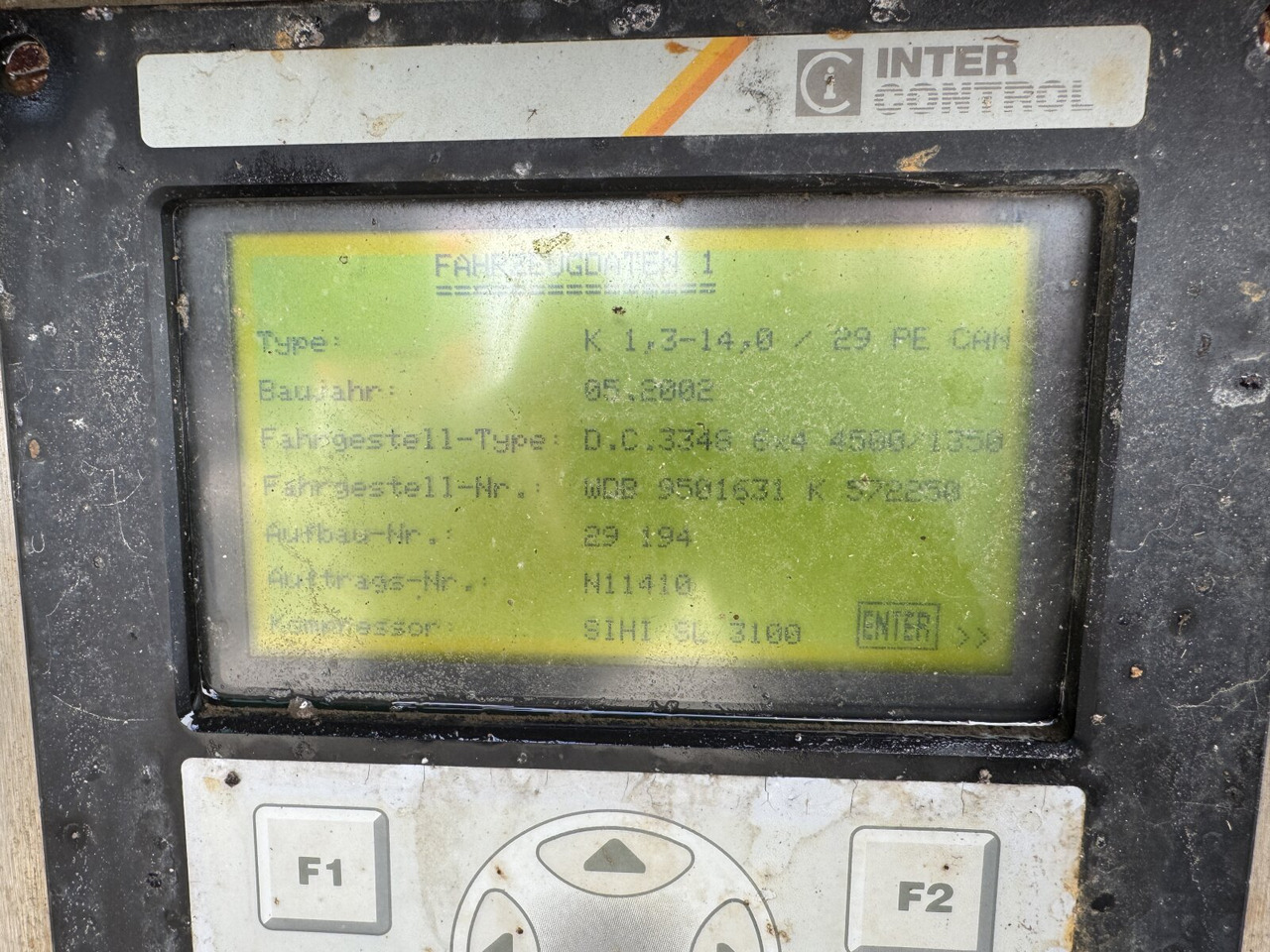 Mercedes-Benz Actros 3348 6x4 Actros 3348 6x4, V8, Kroll Saug-/Spülwagen ca. 14m³, Wasserrückgewinnung, Funk - Truk: gambar 2 Mercedes-Benz Actros 3348 6x4 Actros 3348 6x4, V8, Kroll Saug-/Spülwagen ca. 14m³, Wasserrückgewinnung, Funk - Truk: gambar 2