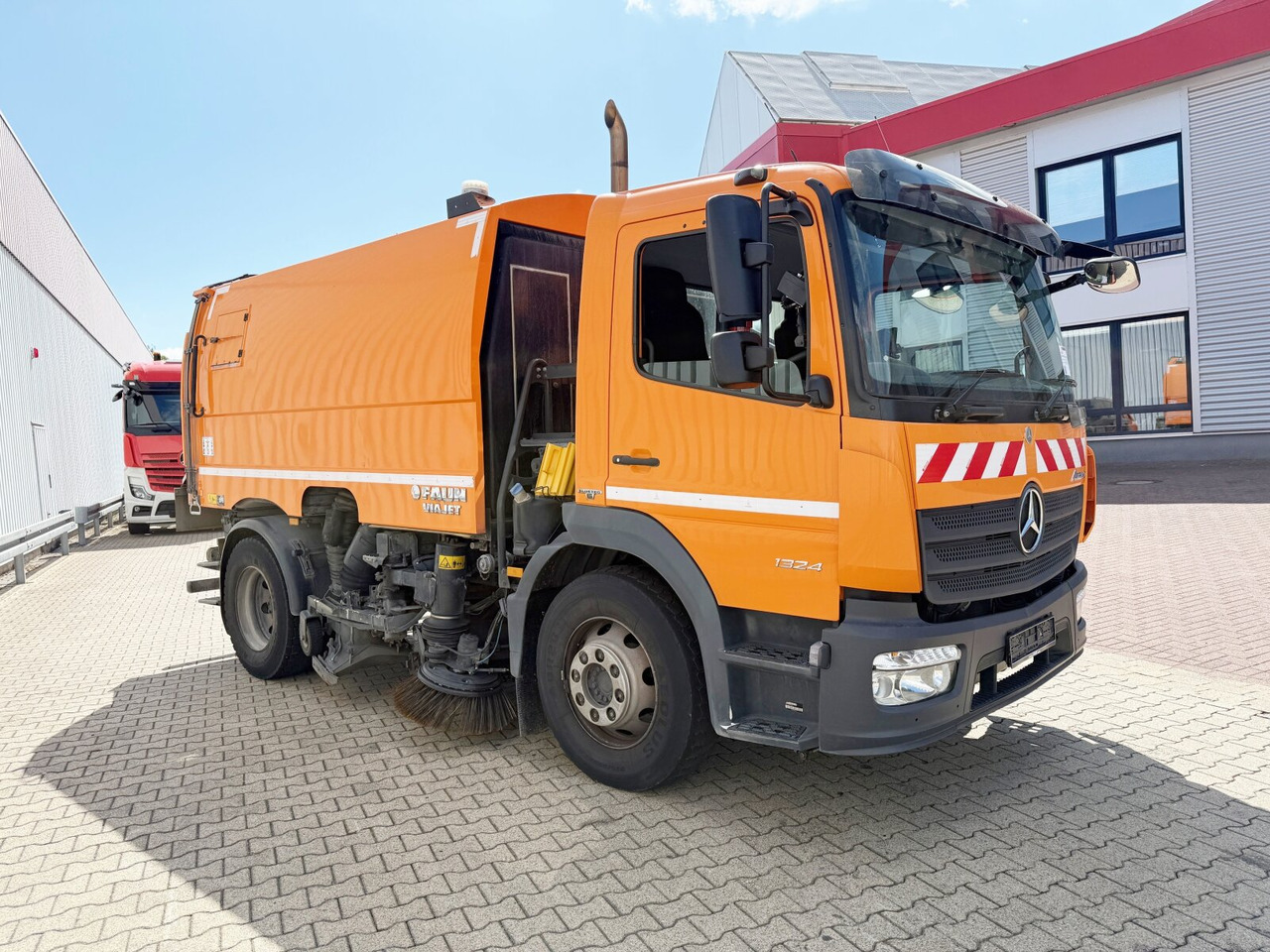 Mercedes-Benz Atego 1524 LKO 4x2 Atego 1524 LKO 4x2, Kehrmaschine FAUN Viajet 6RH - Truk: gambar 1 Mercedes-Benz Atego 1524 LKO 4x2 Atego 1524 LKO 4x2, Kehrmaschine FAUN Viajet 6RH - Truk: gambar 1