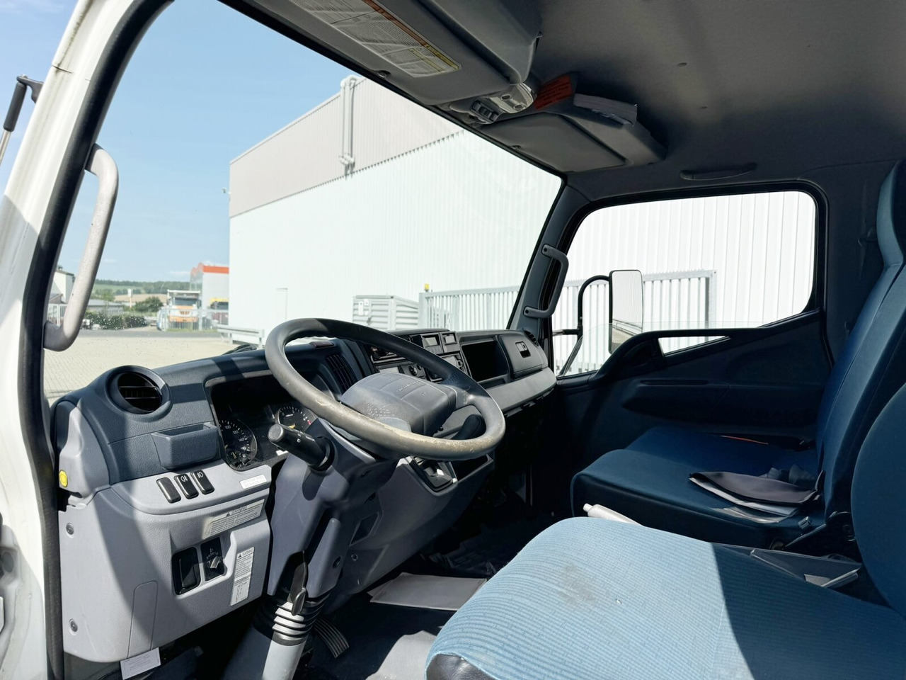 Mitsubishi Canter Fuso 7C15 4x2 Canter Fuso 7C15 4x2, Kühler, LBW - Truk: gambar 5 Mitsubishi Canter Fuso 7C15 4x2 Canter Fuso 7C15 4x2, Kühler, LBW - Truk: gambar 5