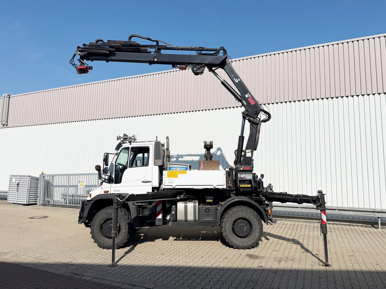 Unimog U400 4x4 U400 4x4, Frontzapfwelle, Heckkran Hiab XS 144-E4 HiDuo, Seilwinde, Funk - Derek bergerak: gambar 5 Unimog U400 4x4 U400 4x4, Frontzapfwelle, Heckkran Hiab XS 144-E4 HiDuo, Seilwinde, Funk - Derek bergerak: gambar 5