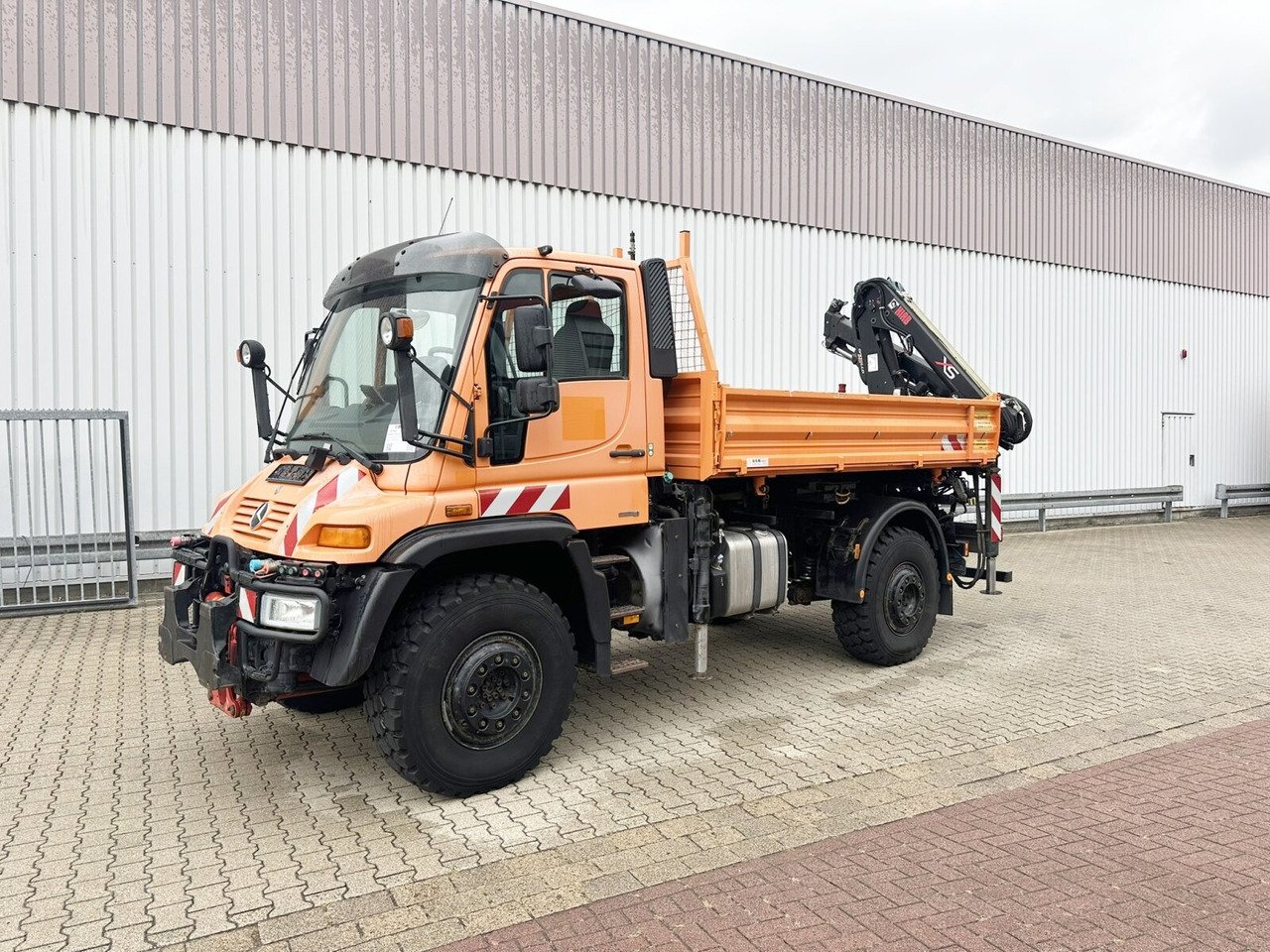 Leasing Unimog U500 4x4 U500 4x4 405/40 mit Heckkran Hiab 077-1 HiDuo, absattelbar, Funk Unimog U500 4x4 U500 4x4 405/40 mit Heckkran Hiab 077-1 HiDuo, absattelbar, Funk: gambar 8 Leasing Unimog U500 4x4 U500 4x4 405/40 mit Heckkran Hiab 077-1 HiDuo, absattelbar, Funk Unimog U500 4x4 U500 4x4 405/40 mit Heckkran Hiab 077-1 HiDuo, absattelbar, Funk: gambar 8
