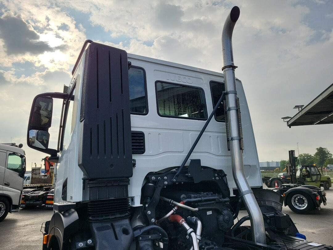 X-Way 460 6x4, Retarder X-Way 460 6x4, Retarder - Hook lift: gambar 2 X-Way 460 6x4, Retarder X-Way 460 6x4, Retarder - Hook lift: gambar 2