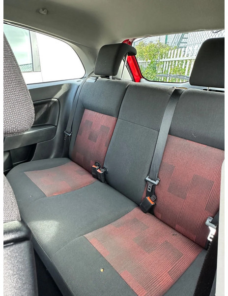 Hatchback Ford Fiesta TDCi 1.4 + AIRCO + CARPLAY + REAR CAMERA + 194.511 KM: gambar 13