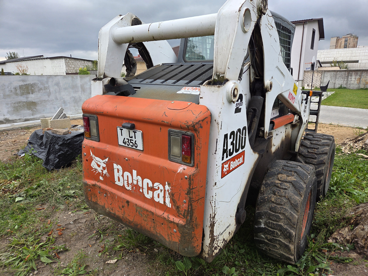 BOBCAT A300 - Skid steer: gambar 4 BOBCAT A300 - Skid steer: gambar 4