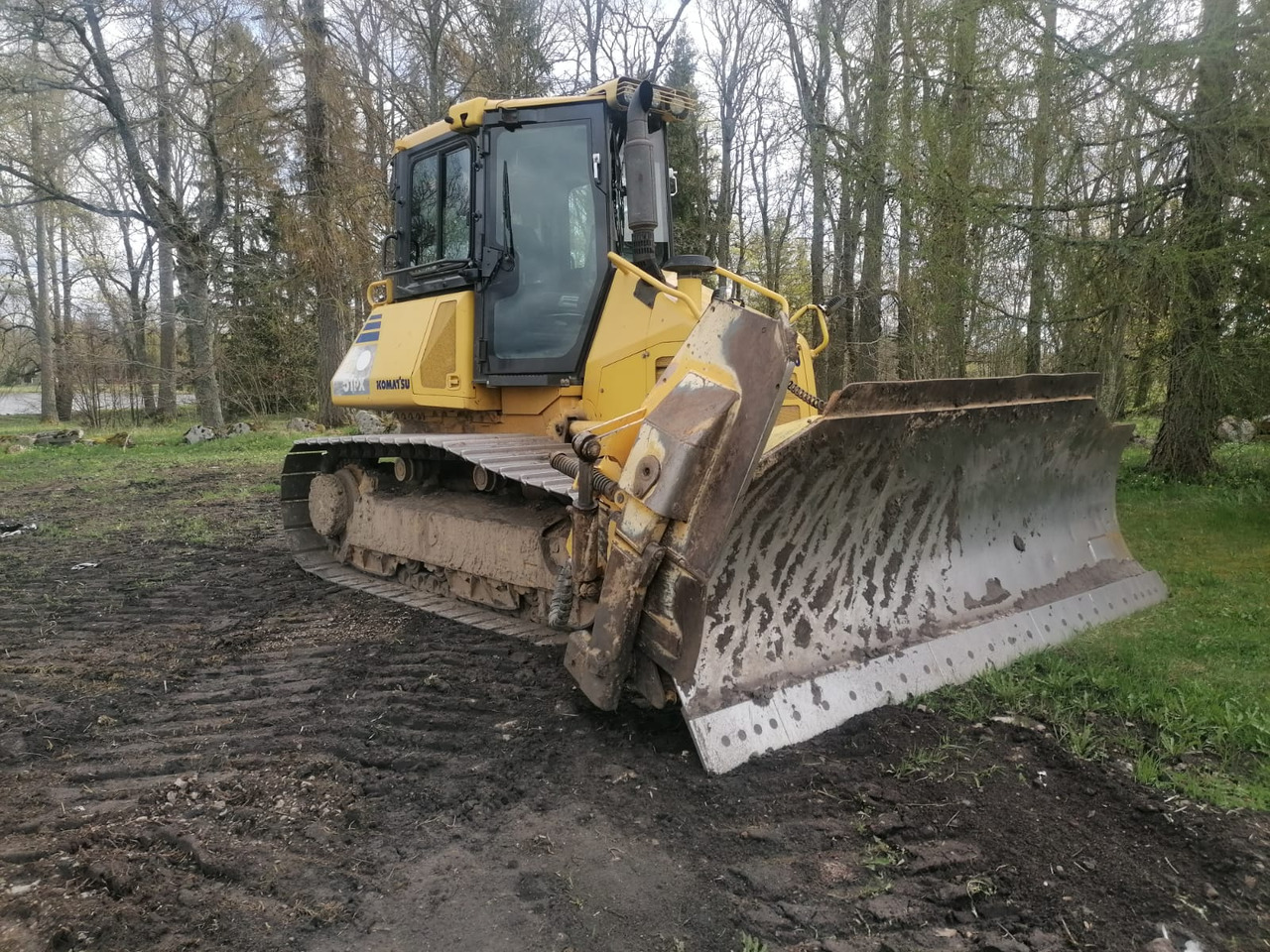 KOMATSU D 51PX-22 - Bulldozer: gambar 1 KOMATSU D 51PX-22 - Bulldozer: gambar 1