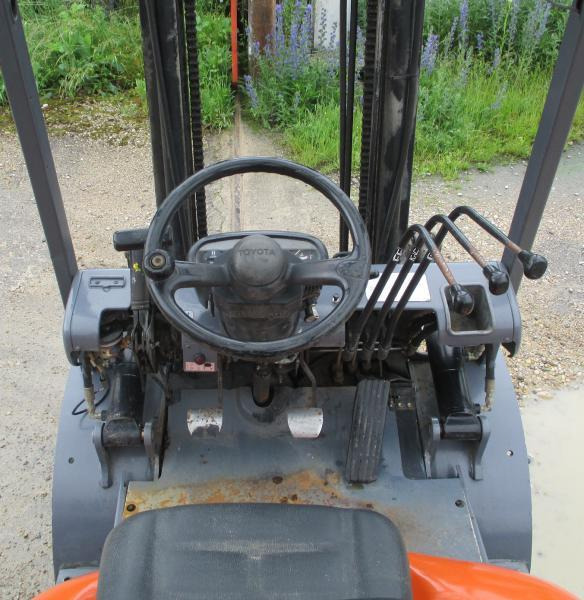Toyota 426FGF25 - Forklift: gambar 4 Toyota 426FGF25 - Forklift: gambar 4