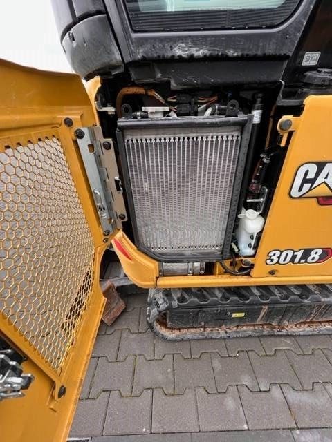 Ekskavator mini CAT 301.8: gambar 13