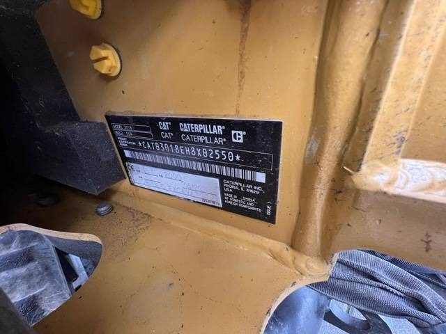 Ekskavator mini CAT 301.8: gambar 12