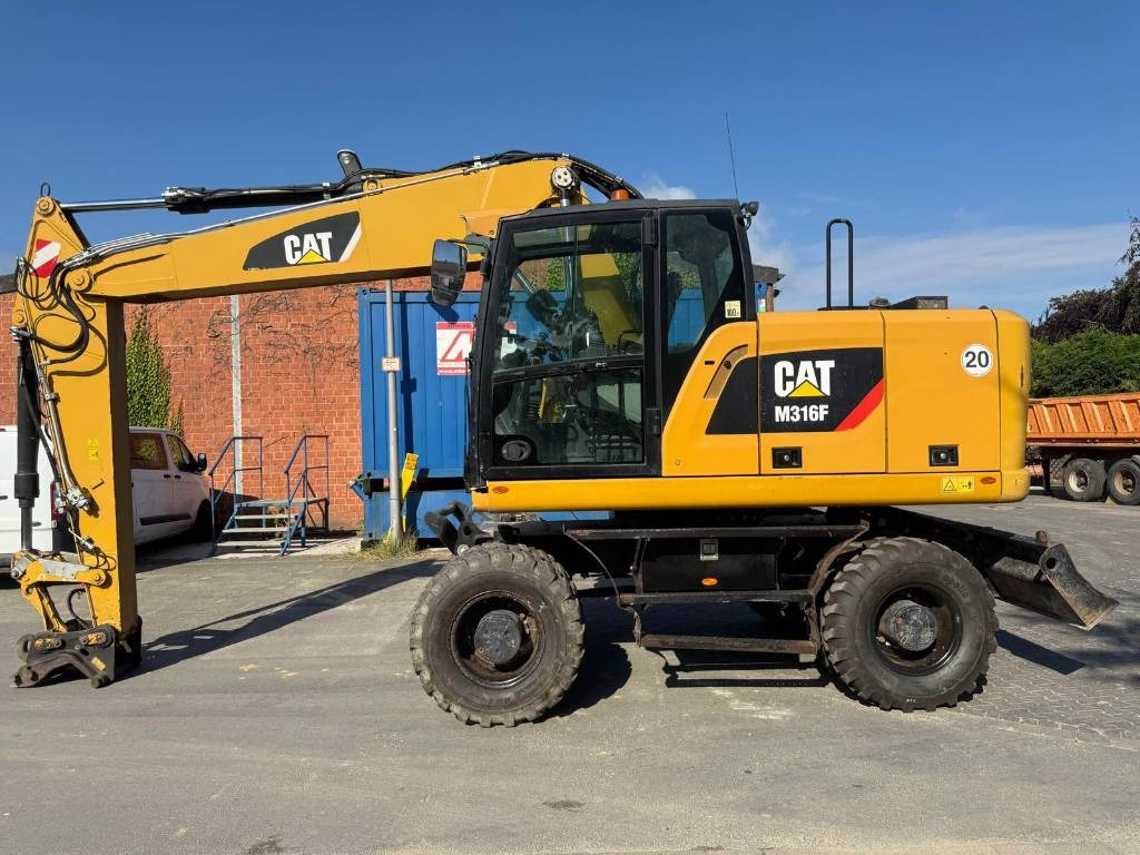 CAT M 316F - Ekskavator roda: gambar 1 CAT M 316F - Ekskavator roda: gambar 1