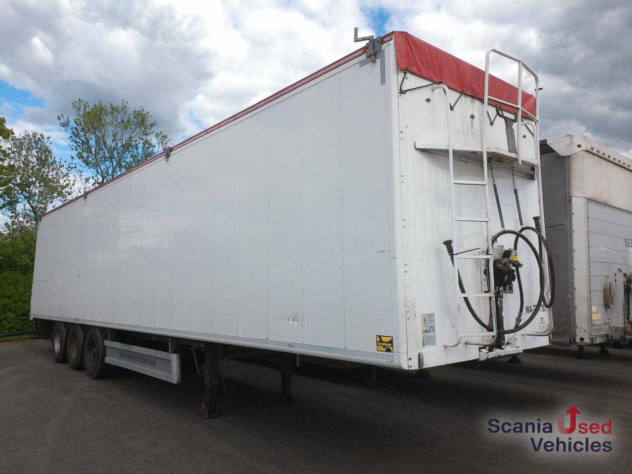 KRAKER CF-200 Schubboden Liftachse Rollplane - Semi-trailer dengan lantai berjalan: gambar 1 KRAKER CF-200 Schubboden Liftachse Rollplane - Semi-trailer dengan lantai berjalan: gambar 1