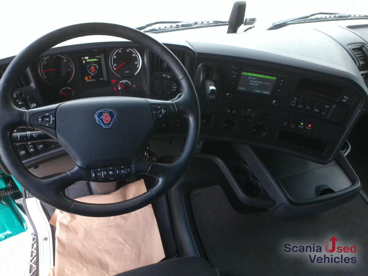 SCANIA R450LB6x2*4MNB LBW 2,0t NUR 462 TKM! HU neu! - Truk dengan terpal samping: gambar 2 SCANIA R450LB6x2*4MNB LBW 2,0t NUR 462 TKM! HU neu! - Truk dengan terpal samping: gambar 2