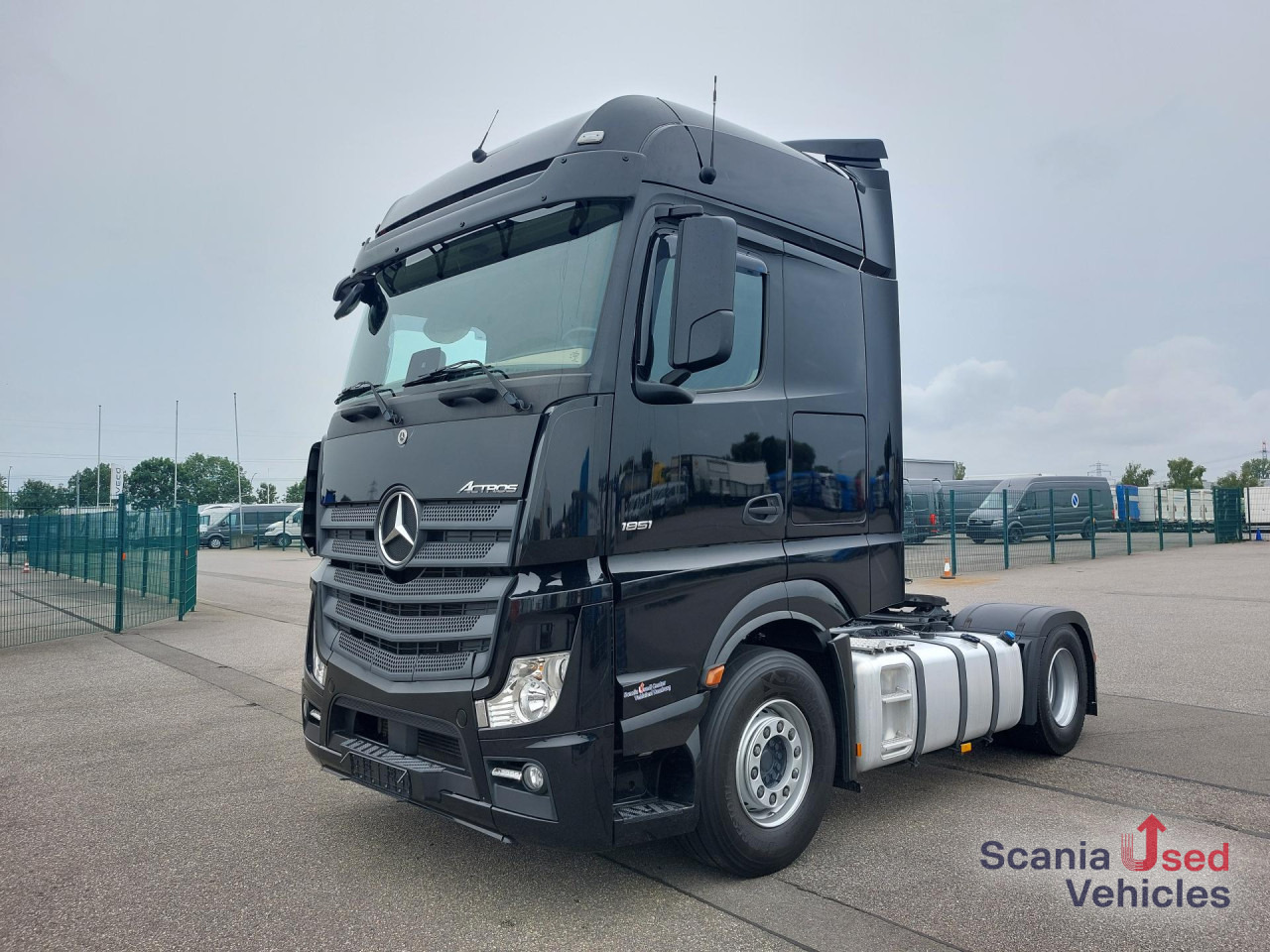 MERCEDES-BENZ Actros 1851 LS - Tractor head: gambar 1 MERCEDES-BENZ Actros 1851 LS - Tractor head: gambar 1