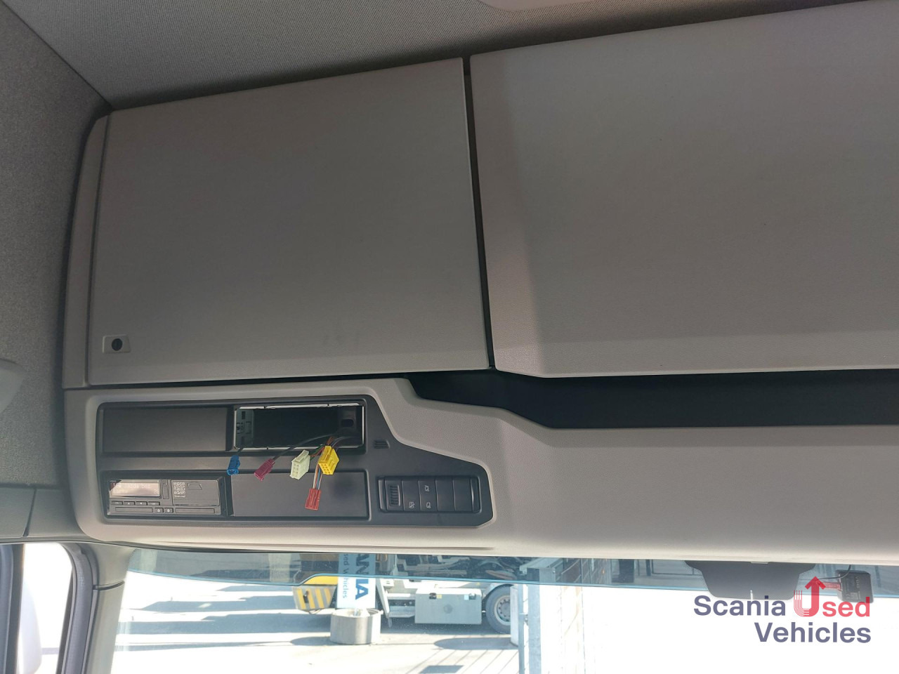 SCANIA R 450 A4x2EB - Tractor head: gambar 3 SCANIA R 450 A4x2EB - Tractor head: gambar 3