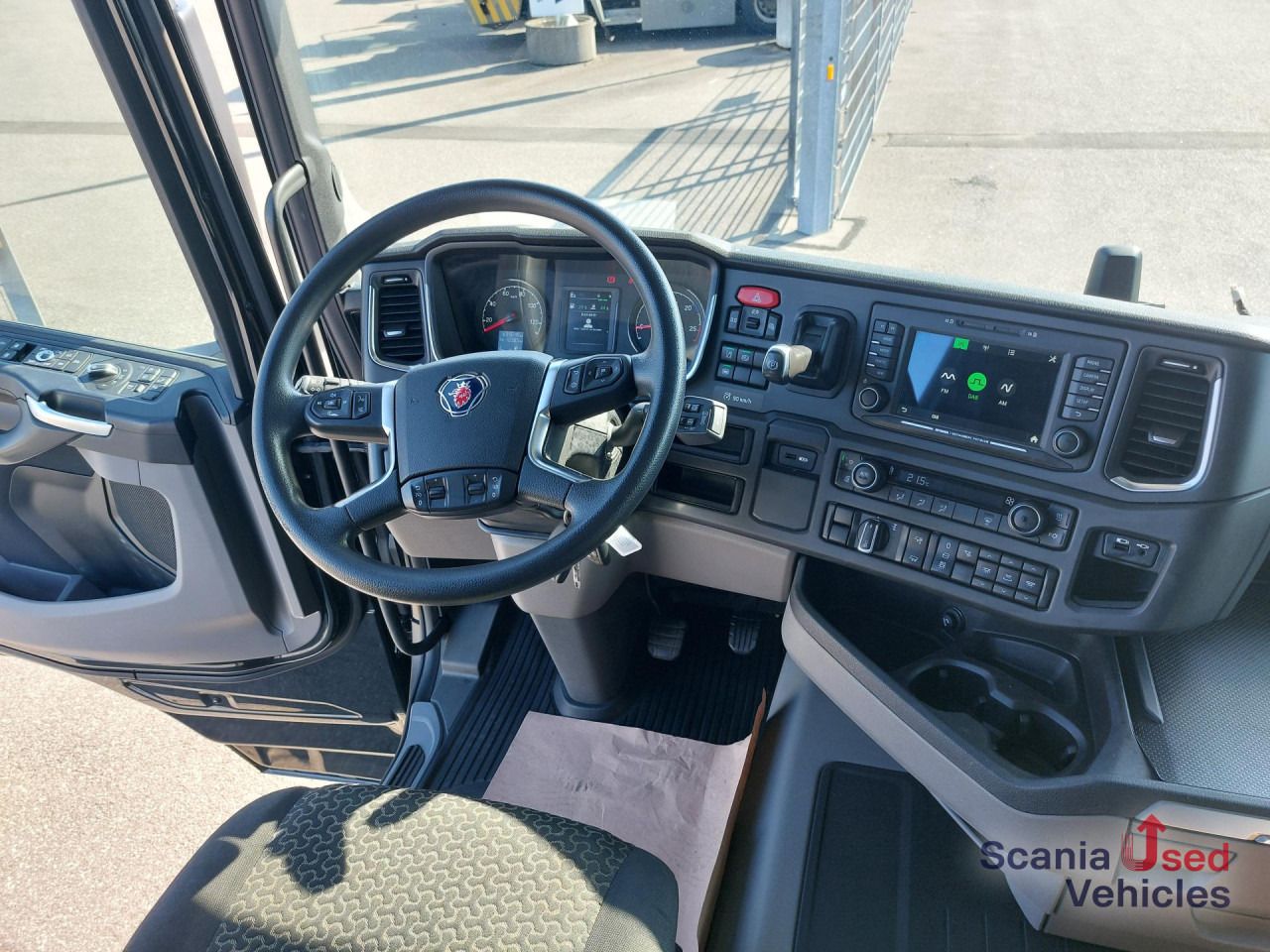 SCANIA R 450 A4x2EB Volumen MEGA Jumbo DAB Standklima - Tractor head: gambar 2 SCANIA R 450 A4x2EB Volumen MEGA Jumbo DAB Standklima - Tractor head: gambar 2