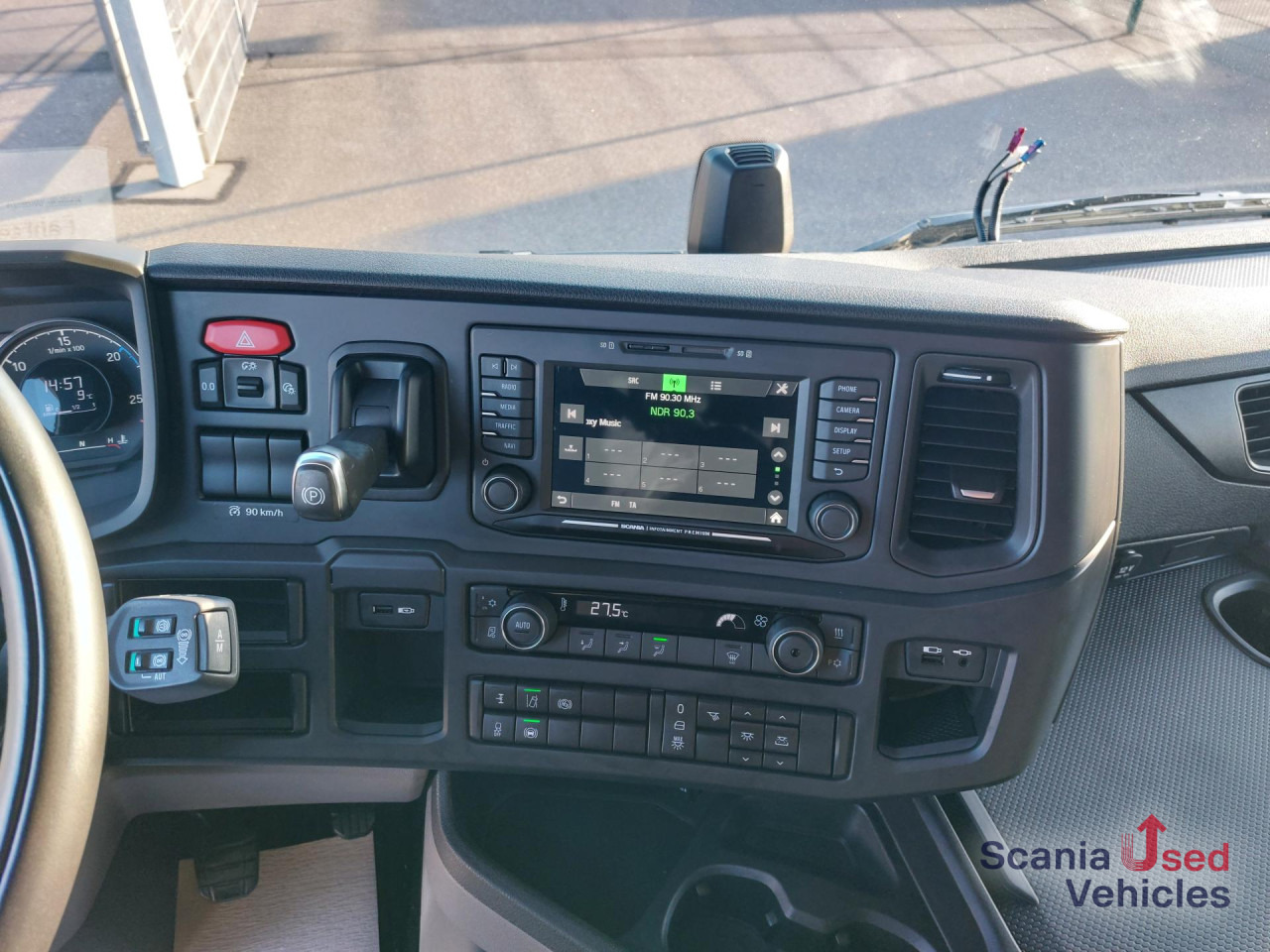 SCANIA R 460 A4x2EB - Tractor head: gambar 3 SCANIA R 460 A4x2EB - Tractor head: gambar 3