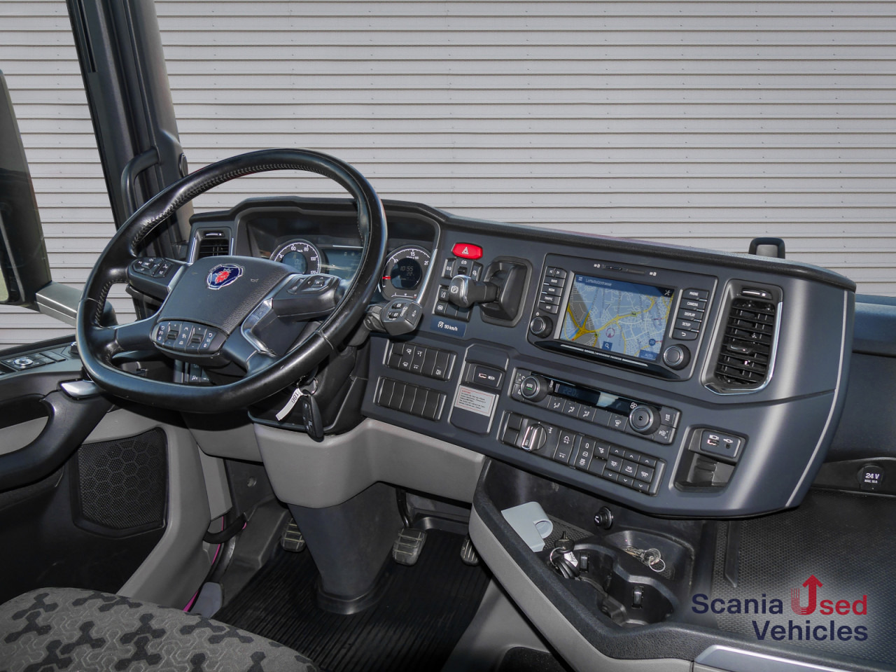 SCANIA R 410 B6x2*4NB - Pritsche / Plane / Hecktüren - - Truk dengan terpal samping: gambar 3 SCANIA R 410 B6x2*4NB - Pritsche / Plane / Hecktüren - - Truk dengan terpal samping: gambar 3
