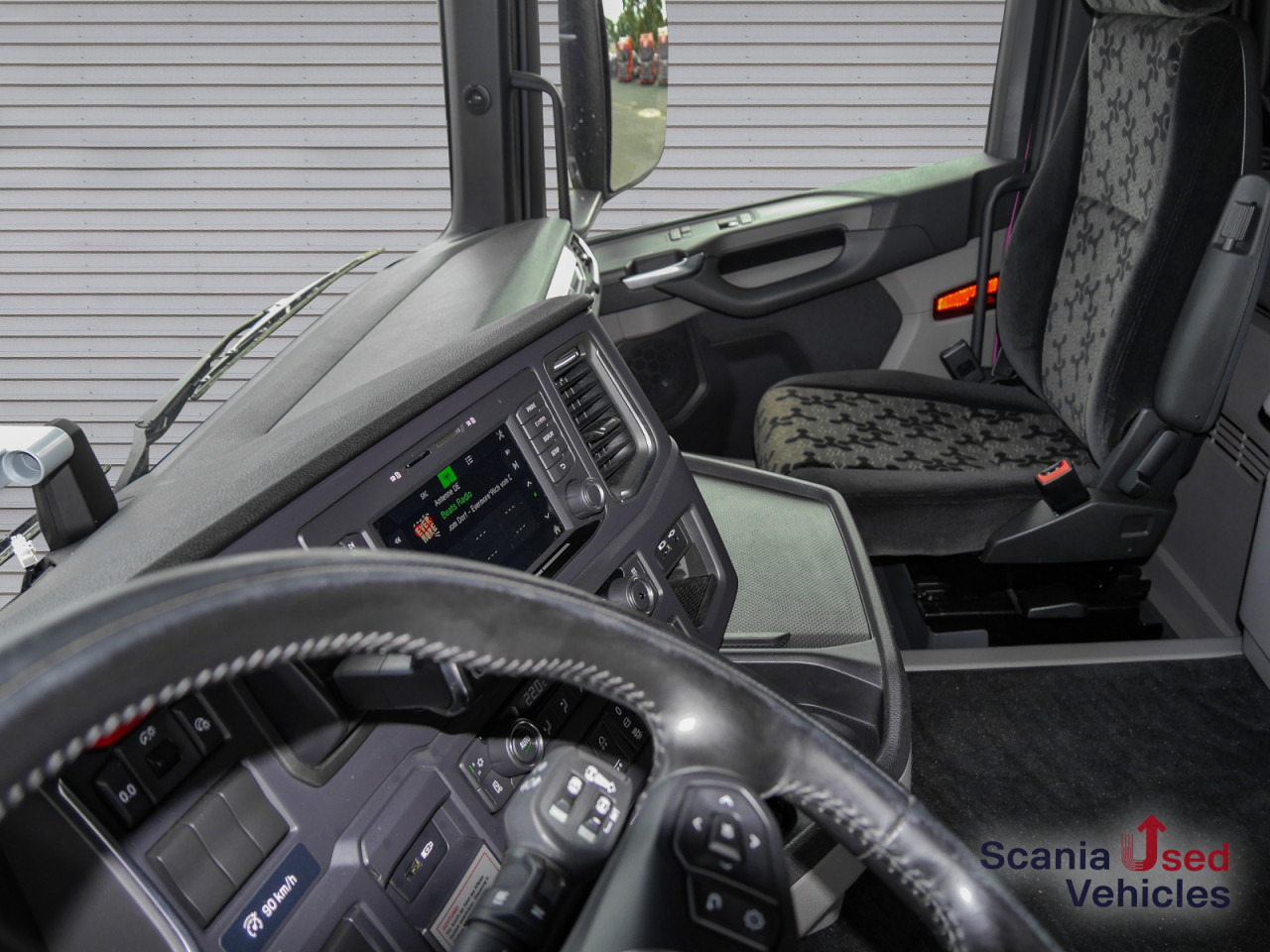 SCANIA R 410 B6x2*4NB - Pritsche / Plane / Hecktüren - - Truk dengan terpal samping: gambar 3 SCANIA R 410 B6x2*4NB - Pritsche / Plane / Hecktüren - - Truk dengan terpal samping: gambar 3