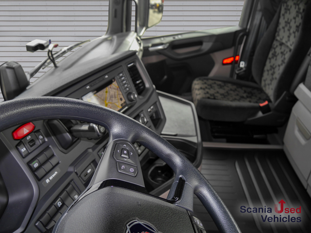 SCANIA R 460 B6x2*4NA - SUPER - PALFINGER PH T 20 - Hook lift: gambar 3 SCANIA R 460 B6x2*4NA - SUPER - PALFINGER PH T 20 - Hook lift: gambar 3