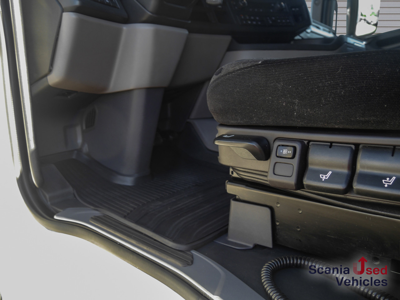 SCANIA R 460 A4x2EB - SUPER - - Tractor head: gambar 4 SCANIA R 460 A4x2EB - SUPER - - Tractor head: gambar 4