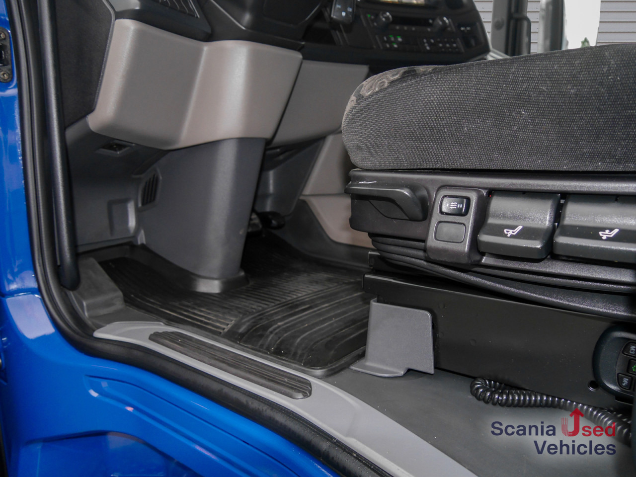 SCANIA R 460 A4x2NA - SUPER - - Tractor head: gambar 3 SCANIA R 460 A4x2NA - SUPER - - Tractor head: gambar 3