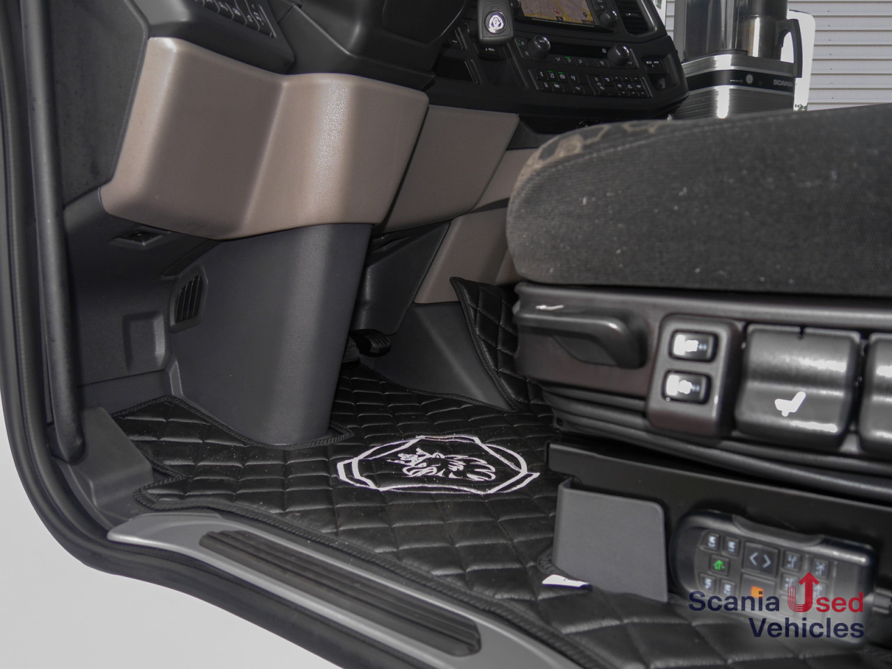 SCANIA S 460 A4x2NB - Tractor head: gambar 4 SCANIA S 460 A4x2NB - Tractor head: gambar 4