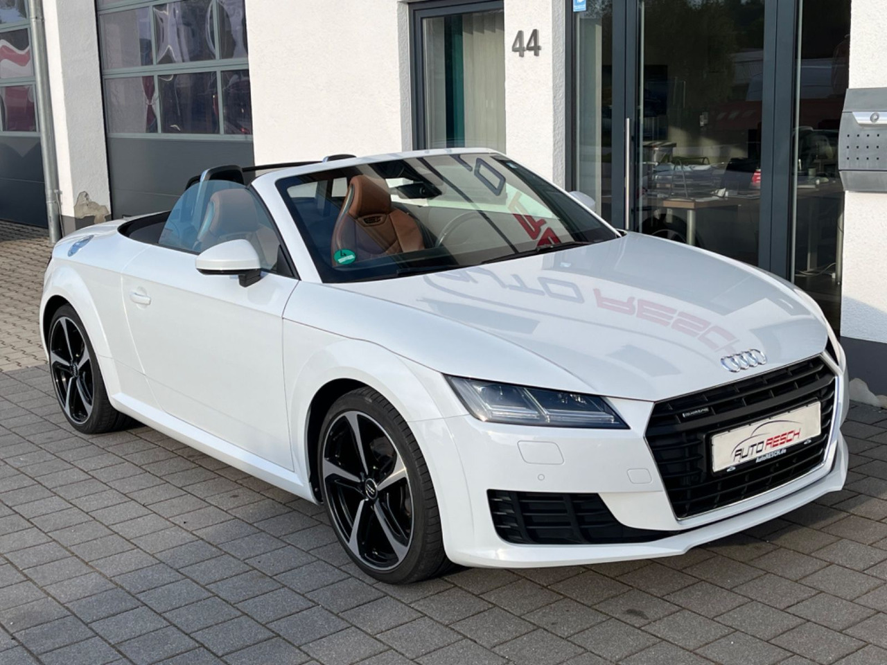 Audi TT Roadster 2.0 TFSI quattro - Mobil: gambar 4 Audi TT Roadster 2.0 TFSI quattro - Mobil: gambar 4