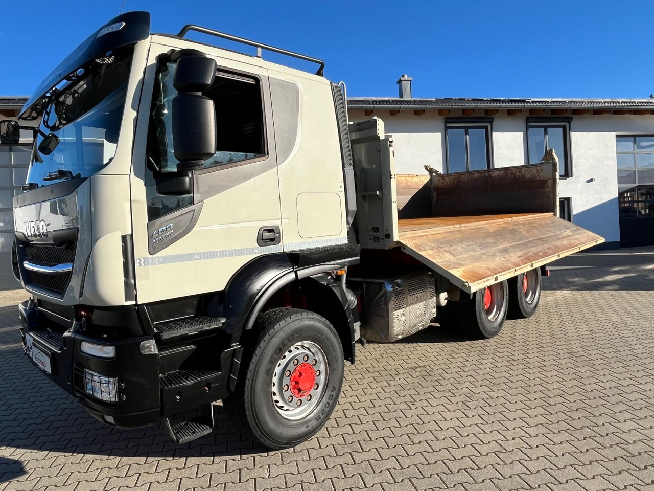 Iveco Starlis X-Way 480 6x6 Hydro Meiller Bordmatik - Truk jungkit: gambar 4 Iveco Starlis X-Way 480 6x6 Hydro Meiller Bordmatik - Truk jungkit: gambar 4
