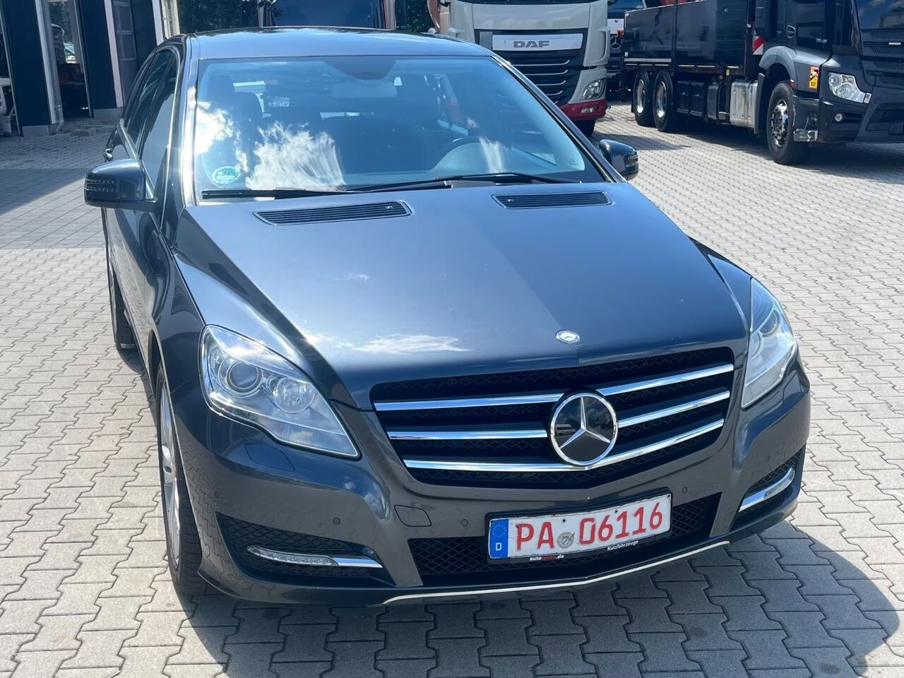 Mercedes-Benz R 350 R R 350 CDI 4Matic Sportpaket - Mobil SUV: gambar 3 Mercedes-Benz R 350 R R 350 CDI 4Matic Sportpaket - Mobil SUV: gambar 3
