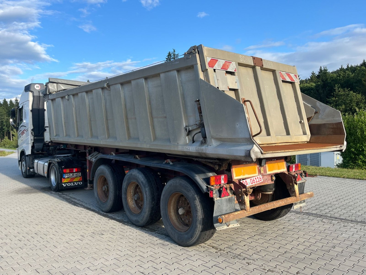 Schwarzmüller 3 Achs Alu Kippmulde Trommelbremse - Semi-trailer jungkit: gambar 2 Schwarzmüller 3 Achs Alu Kippmulde Trommelbremse - Semi-trailer jungkit: gambar 2