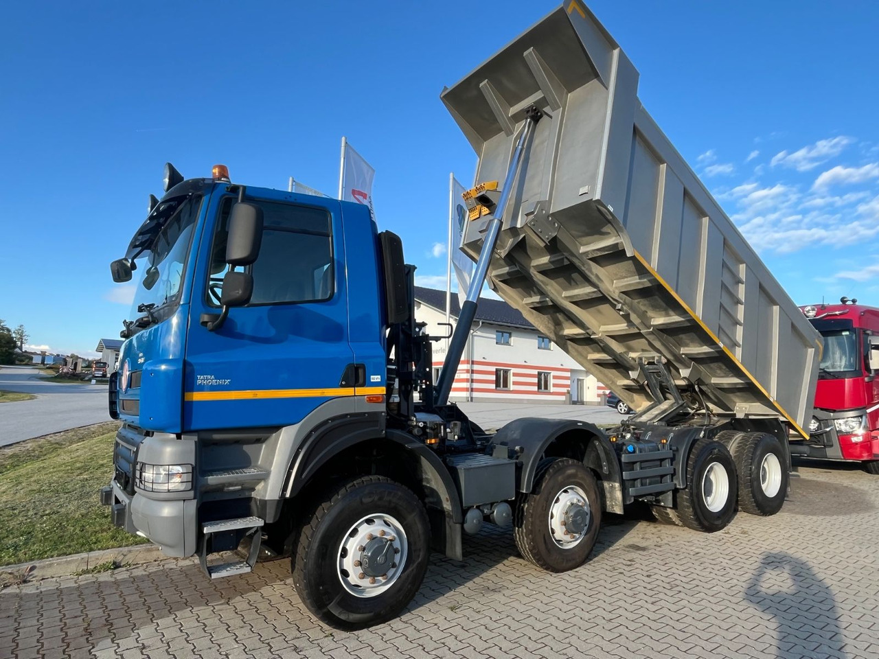Tatra Phoenix 460T 158 8x8 20m³ Kippmulde - Truk jungkit: gambar 1 Tatra Phoenix 460T 158 8x8 20m³ Kippmulde - Truk jungkit: gambar 1