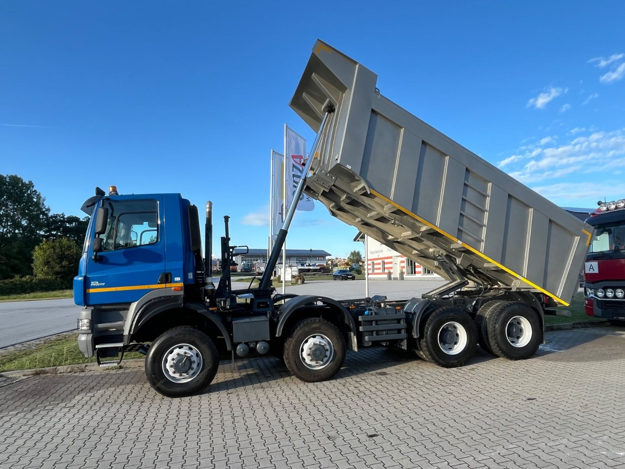 Tatra Phoenix 460T 158 8x8 20m³ Kippmulde - Truk jungkit: gambar 3 Tatra Phoenix 460T 158 8x8 20m³ Kippmulde - Truk jungkit: gambar 3
